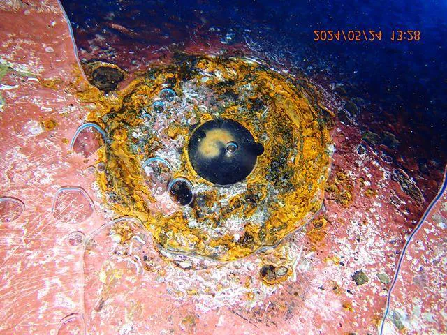 Underwater navigational aids after cleaning
